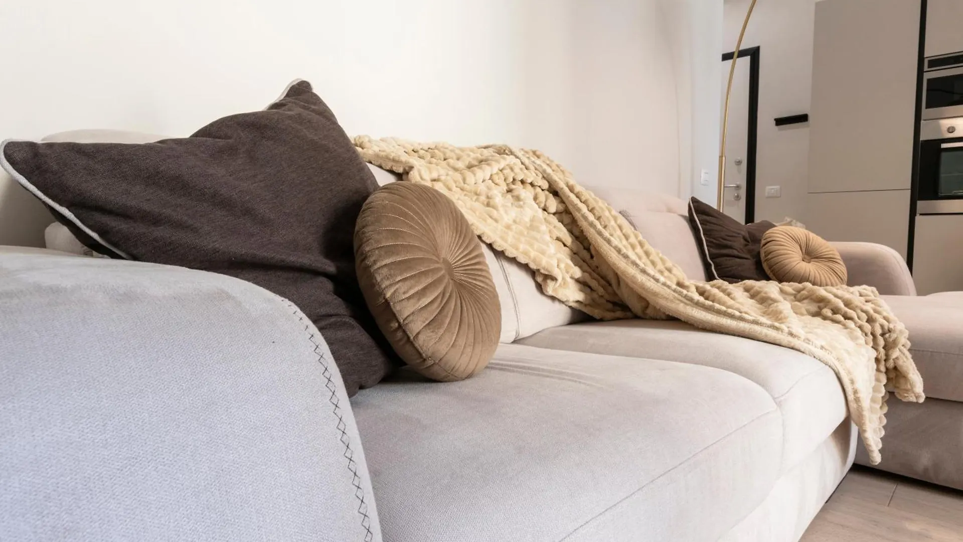 Ihost Apartment - Bottego 21 Milan