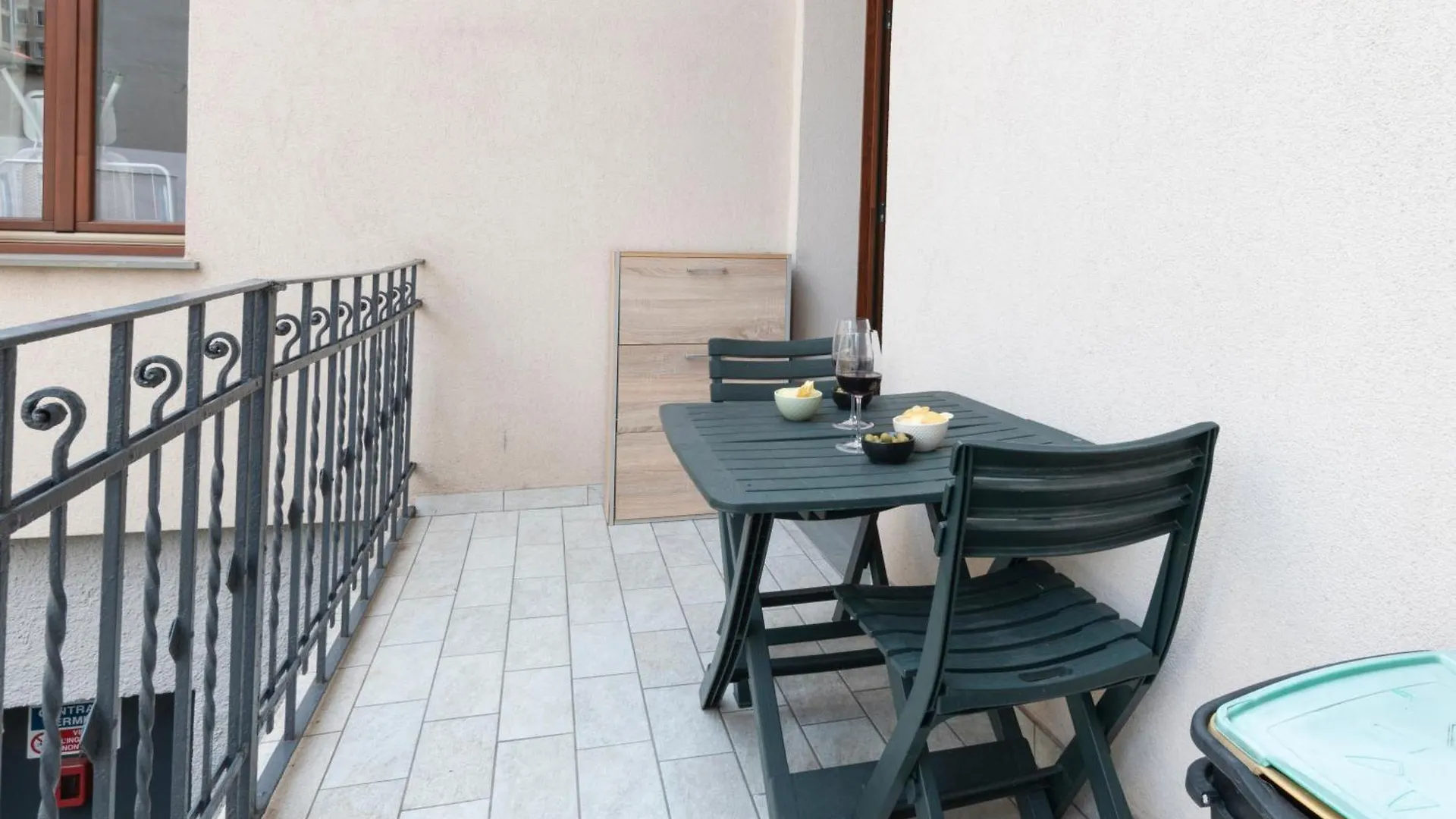 Ihost Apartment - Bottego 21 Milan 0*,