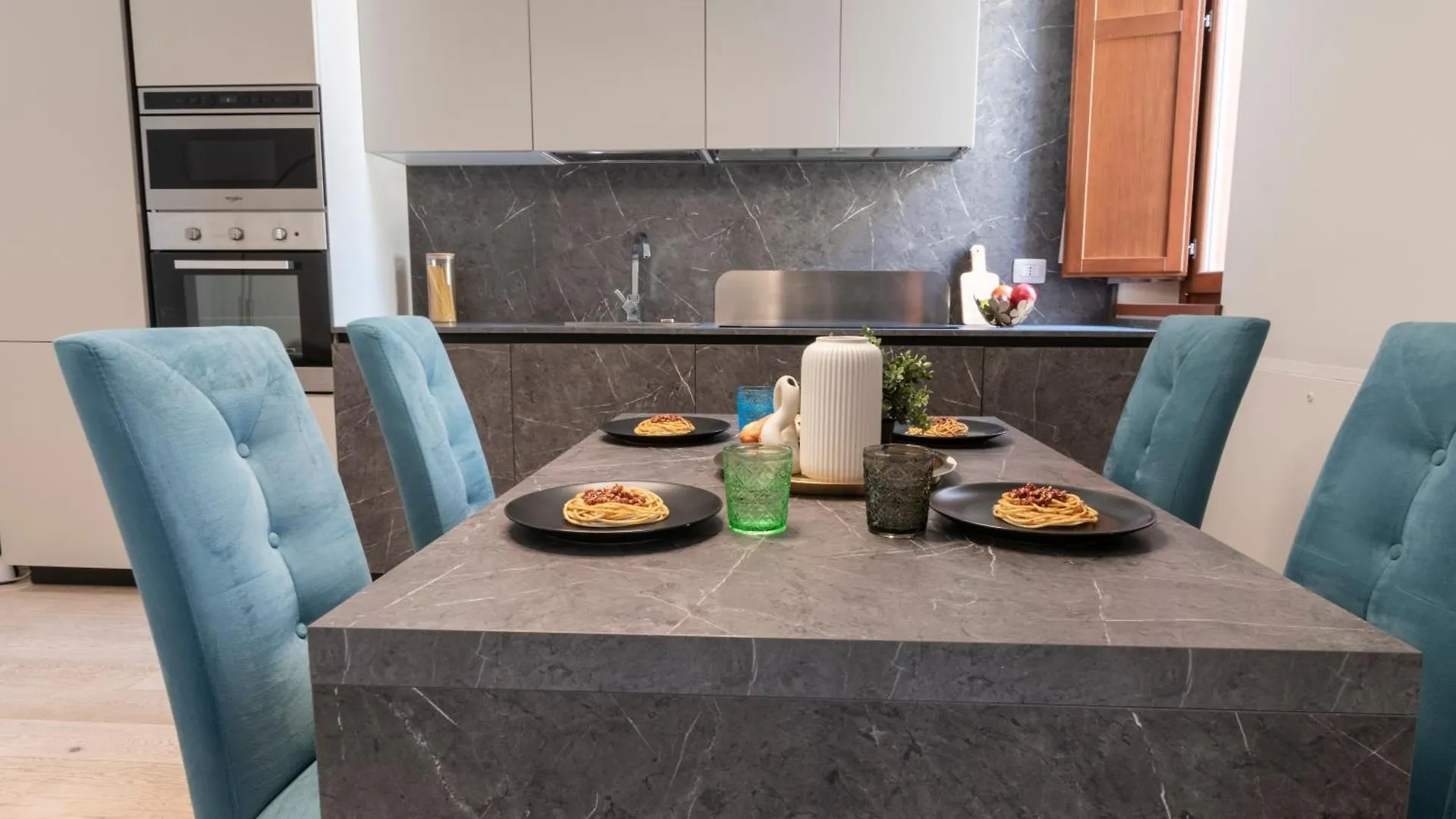 Ihost Apartment - Bottego 21 Milan Italy